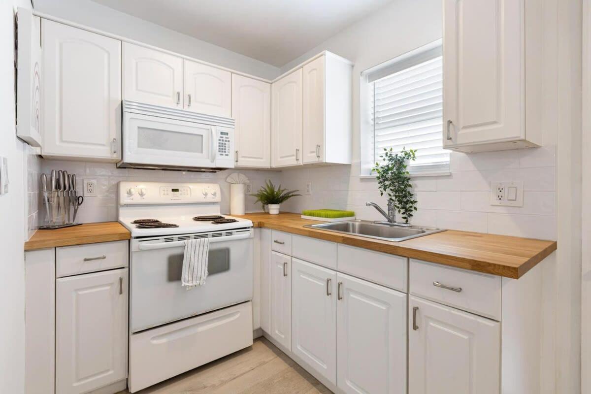 פורט לודרדייל Dreamy 1-Bedroom Apt Walking Distance To Las Olas מראה חיצוני תמונה
